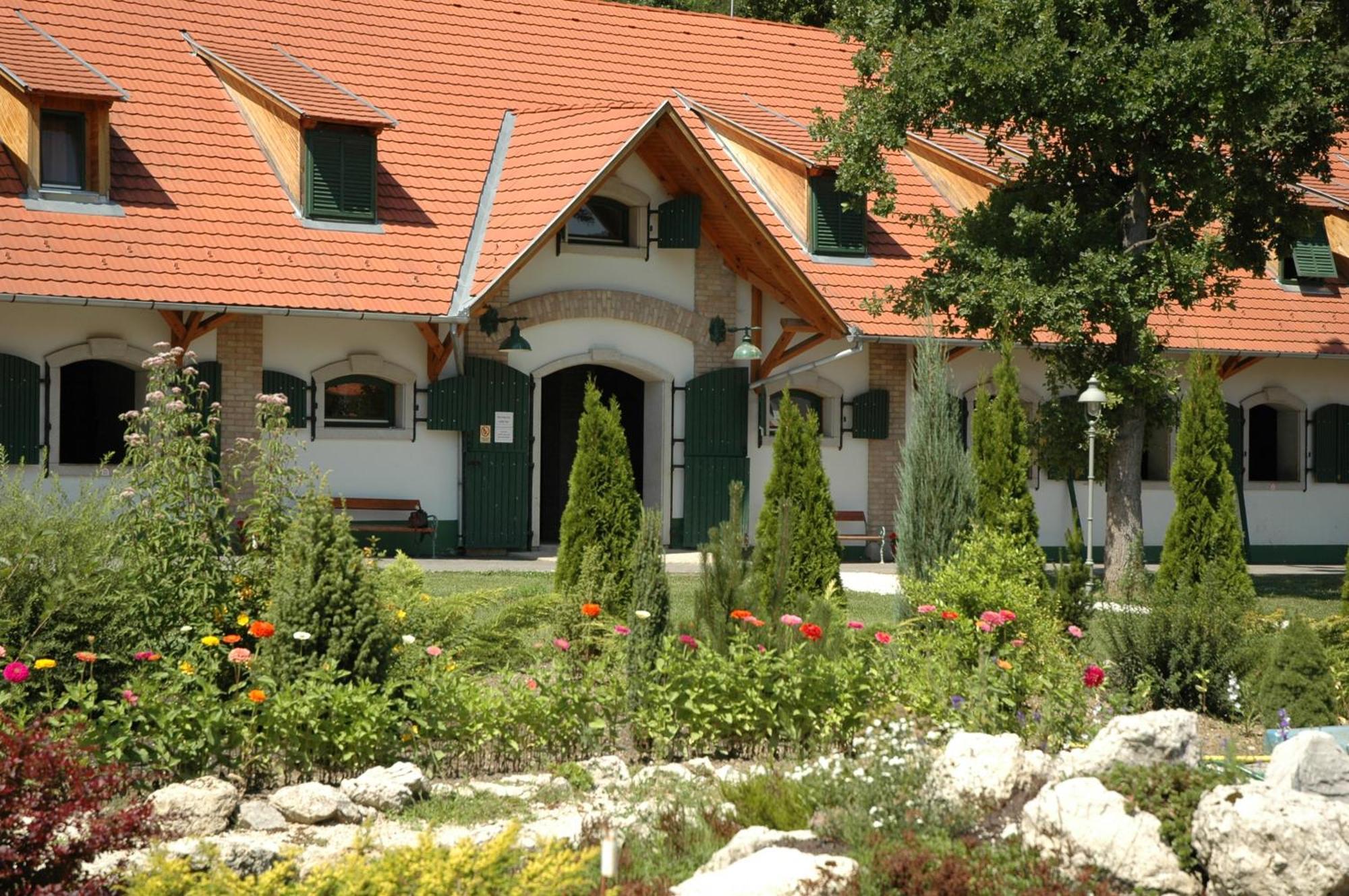 Abbazia Country Club Hotel Nemesnep Luaran gambar