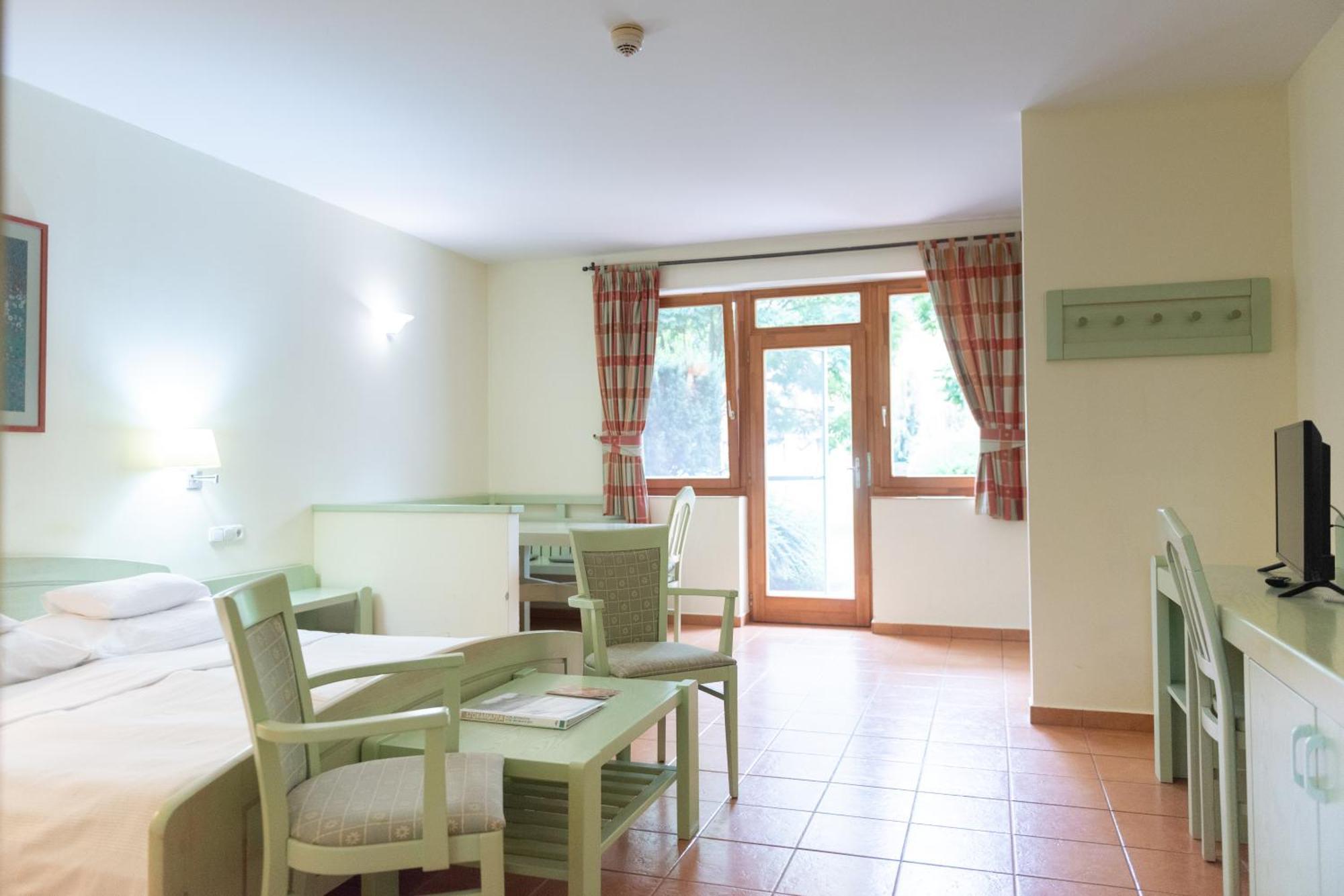 Abbazia Country Club Hotel Nemesnep Luaran gambar